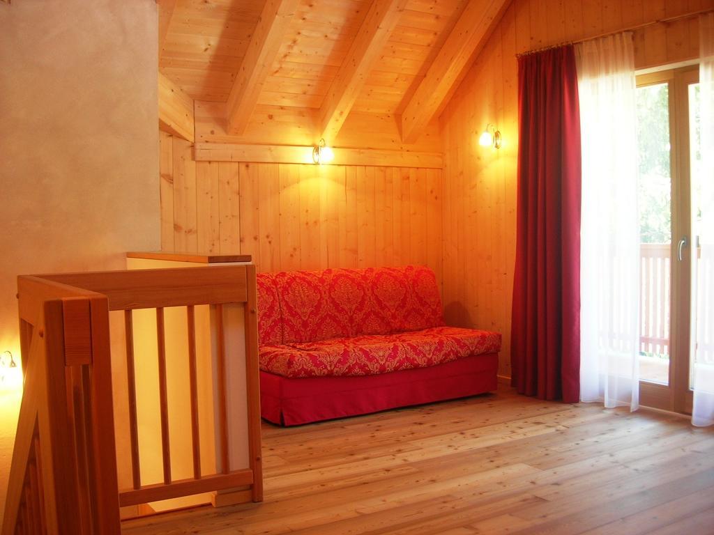 Appartments Helvetia Villabassa Habitación foto